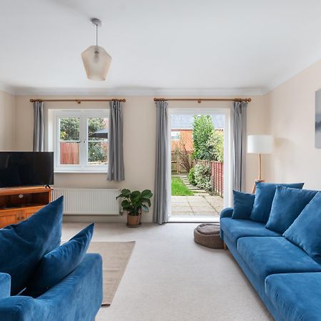 MersthamSleeps9 Parking&Garage 17 Mins To Gatwick, 30 To London别墅 外观 照片