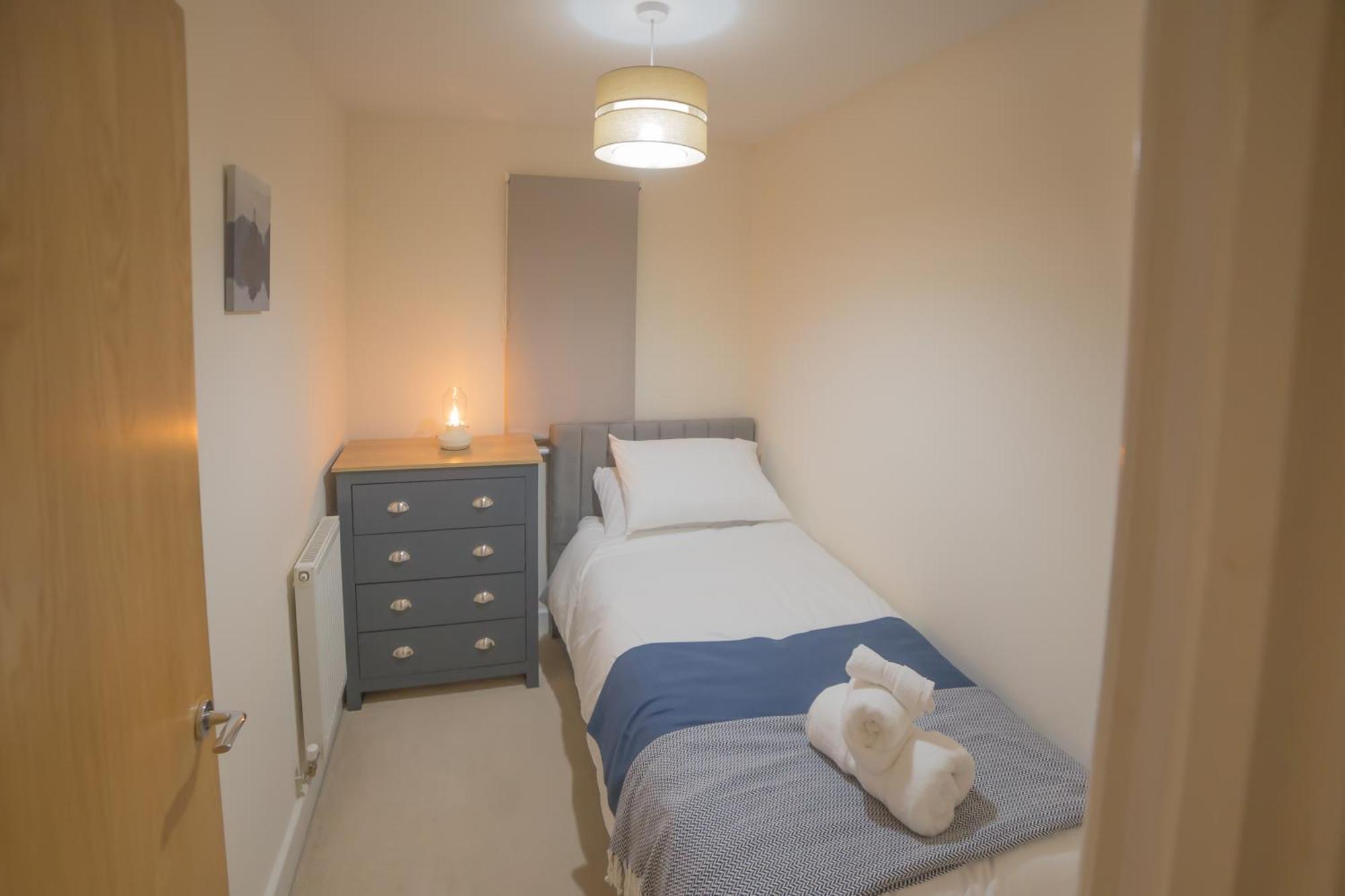 MersthamSleeps9 Parking&Garage 17 Mins To Gatwick, 30 To London别墅 外观 照片